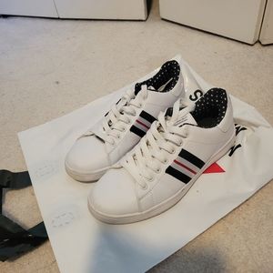 Mickey mouse disney collection white sneakers